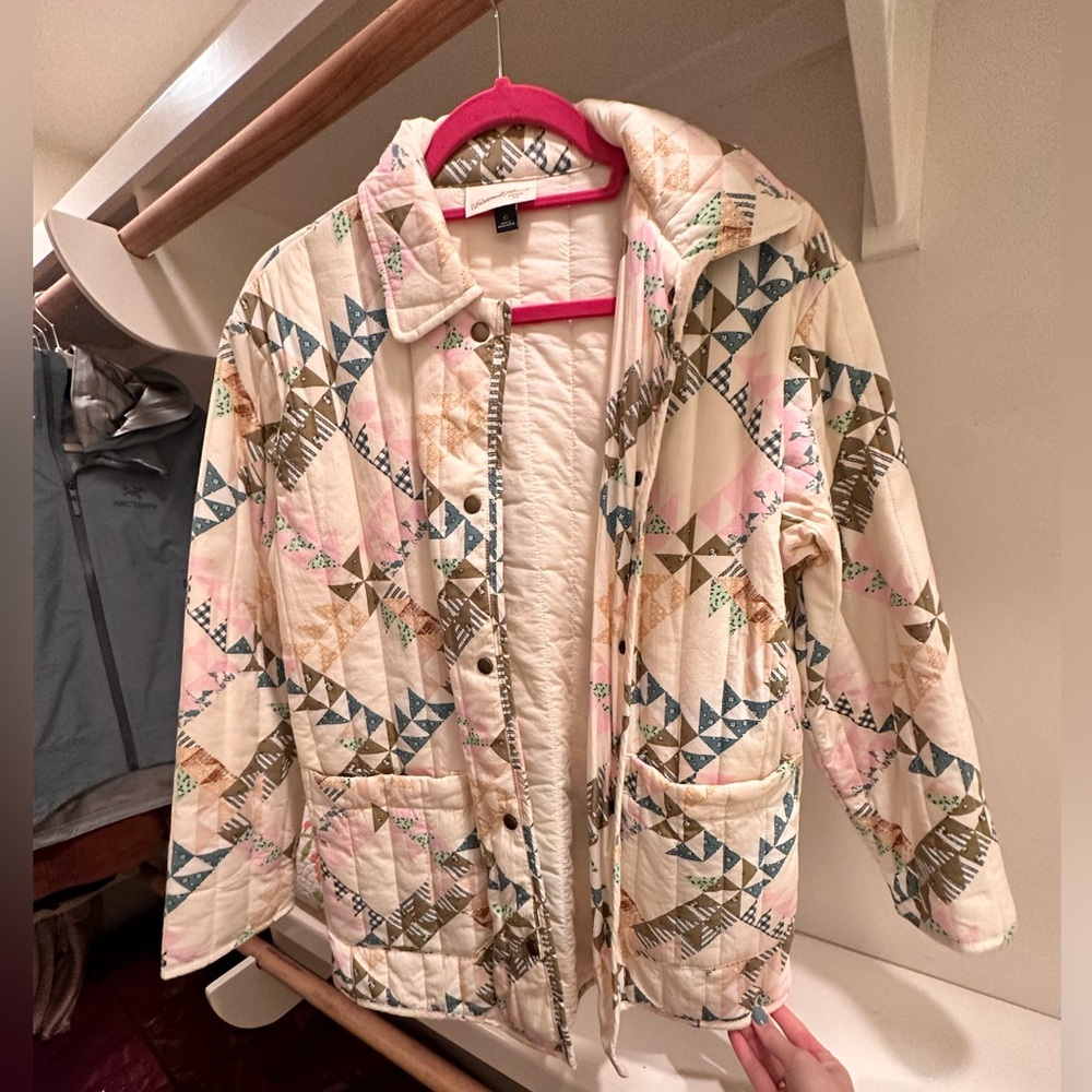 Universal thread quilted jacket